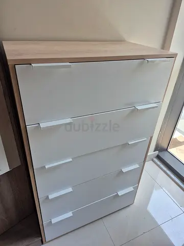 Light Wood Chest of Drawers with White Fronts — 8 Drawers, Good Condition
