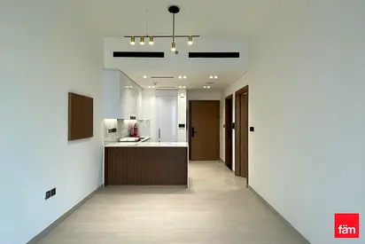 Flexible Cheques | High Floor | Pool View