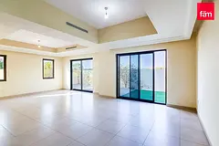 Spacious 5 Bedroom | Single Row | Palma