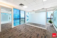 Near Metro | High Floor | Community Expert