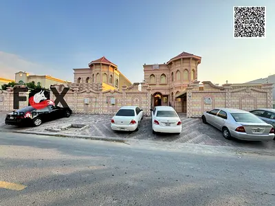 Villa for sale in Al Rawda 3, 5000 sq ft, 10 years old, five master bedrooms, majlis with washrooms