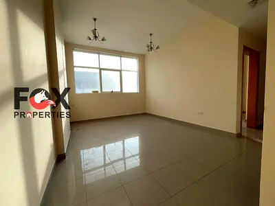 بسعر مميز للغايه | مع تسهيلات في الدفع | سهوله الخروج للشارقه ودبي | موقع مميز