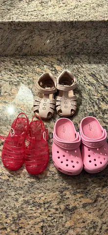 Kids girl shoes, crocs, pablosky size 22,23