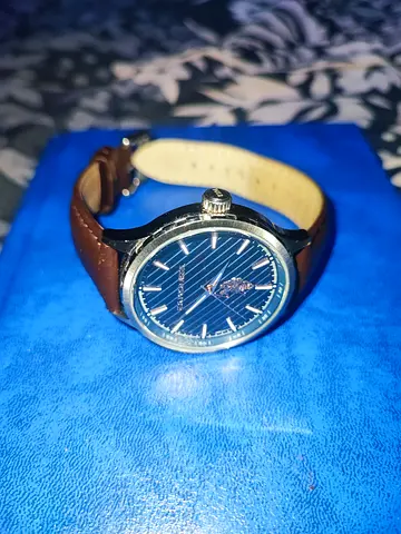 Mens Classic Blue Dial Wristwatch with Brown Leather Strap