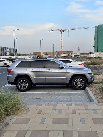 Jeep Grand Cherokee - GCC Specs - Excellent Condition - 2015