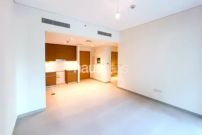 1 BR | Beach Access | Vacant in May