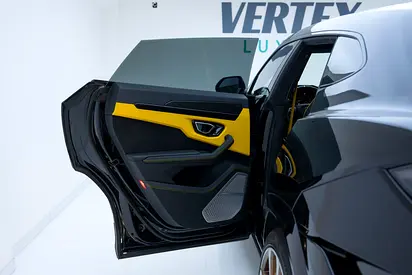 2024 Lamborghini URUS — миниатюра 20