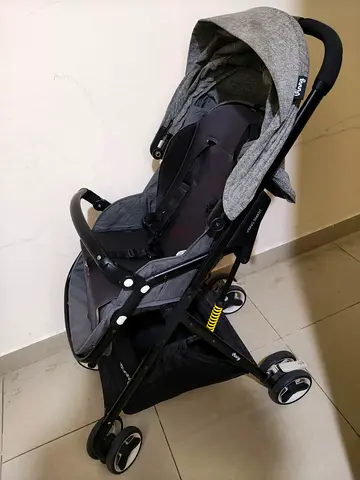Vinng baby stroller for sale