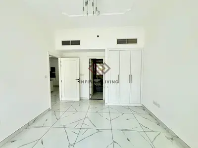 Luxury 1 Bedroom | Pool Access | 900+ Sqft | 2 Washrooms | Prime Living