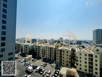 شقة ٢ غرف نوم واسعة للبيع | إطلالة مفتوحة كاملة على الشارقة | مطبخ مغلق | سيتي تاور