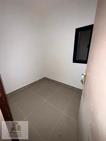 Apartment for rent, 3 bedrooms and a living room in the Cooperation area, Sharjah.