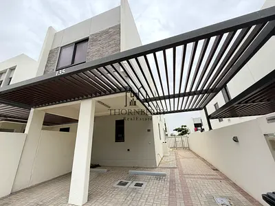Corner Unit | L-Shape Garden | Closed Kitchen