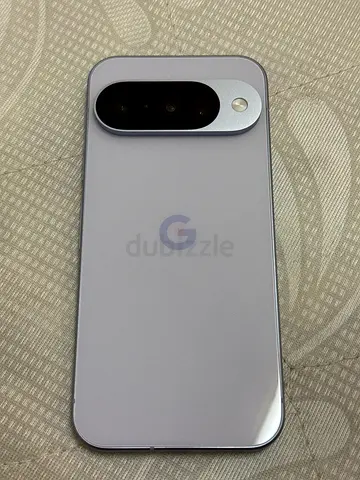 Google Pixel 10 (blue) - good condition, unlocked only 2 cycles brand new 128gb