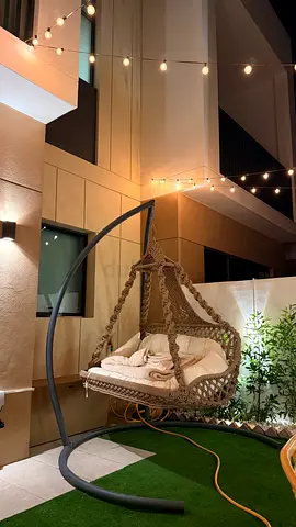 Outdoor Hanging Egg Swing Chair with Stand - Comfortable Rattan Style