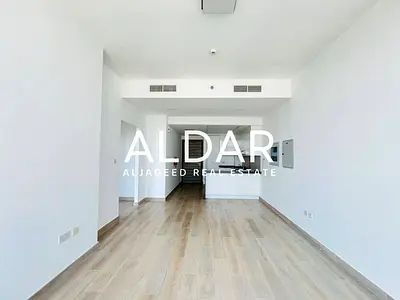 Pool View | High Floor | Close To Entry And Exit