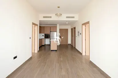 Brand New | White Goods | High floor | Study Room