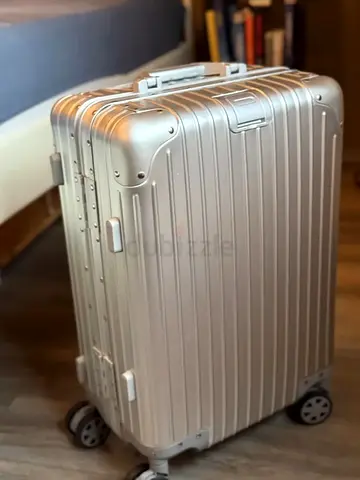 100% unused Rimowa Original Cabin 1:1 dupe