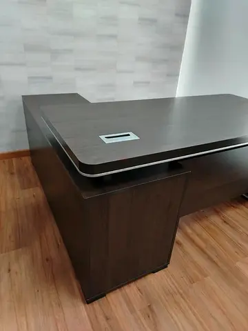 Large L-shaped Executive Office Desk in Dark Wood