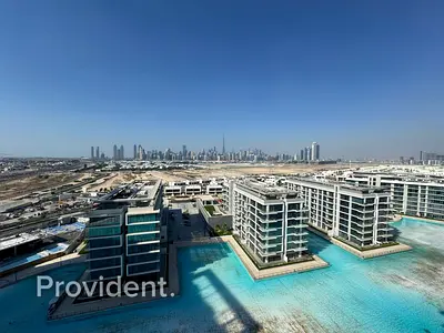 Panoramic Lagoon and Burj Views | Spacious Layout