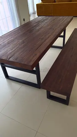 Selling luxury pottery barn dining table with three seats stool like a new