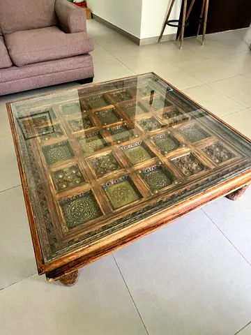 COFFEE TABLE