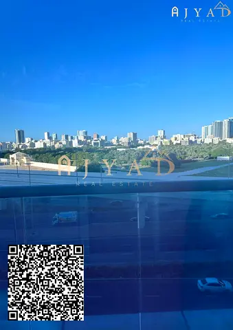 شقة غرفة وصالة إعادة بيع مع بلكونة | إطلالة على القصر | أبراج السيتي – عجمان