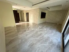 Upgraded | Spacious Layout | Vacant soon