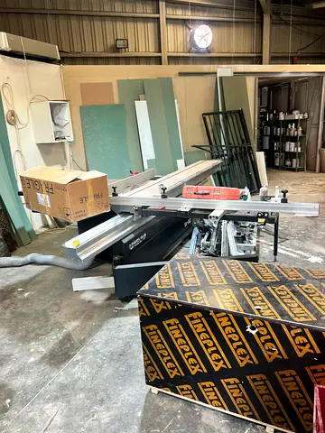 Used Sliding Table Panel Saw for Woodworking - Industrial Grade