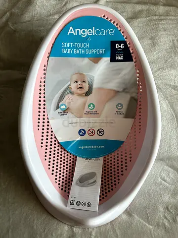 Angelcare Soft Touch Baby Bath Support (0-6 months) - Pink/White