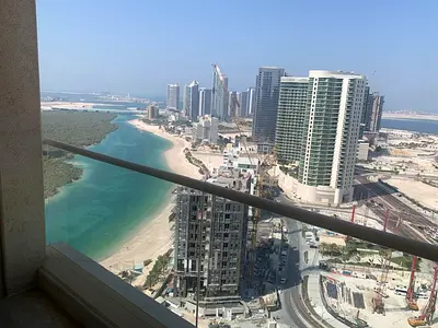 Mangrove View || Vacant || Balcony