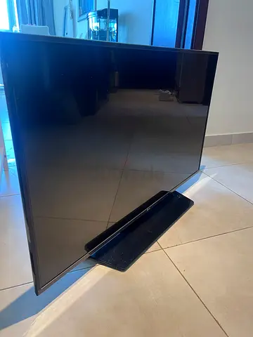 LG TV 49 Inch LED UHD Smart TV