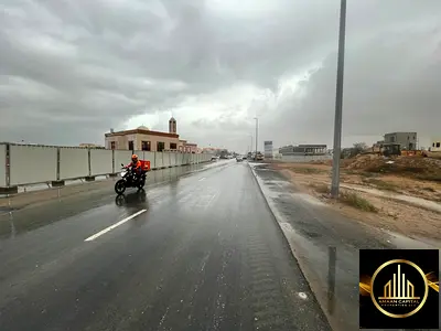 أرض تجارية على شارع رئيسي أمام مسجد بالحليو 2