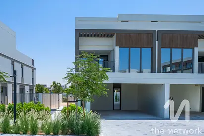 Twin Villa | Corner Unit | Available May 1st