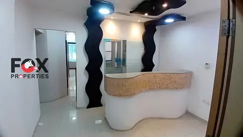 مكتب للإيجار في أبراج الهورايزون مفروش مساحة 940 قدم طابق 15 موقع مميز 4 أو 6 دفعات