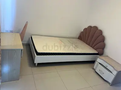 Huge balacony private room circle mall walkable district-11