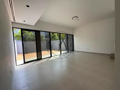 SPACIOUS VILLA -/// 2BHK WITH ALL AMENITIES-//MAID ROOM -/// HIGH FINISHING-//