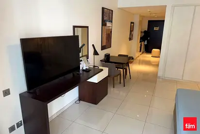 Ready to Move | Fully Furnished | 2 cheques