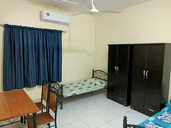 Near Rolla mall Sharjah Executive Bed space 550 for south Indian Gents bachelors.