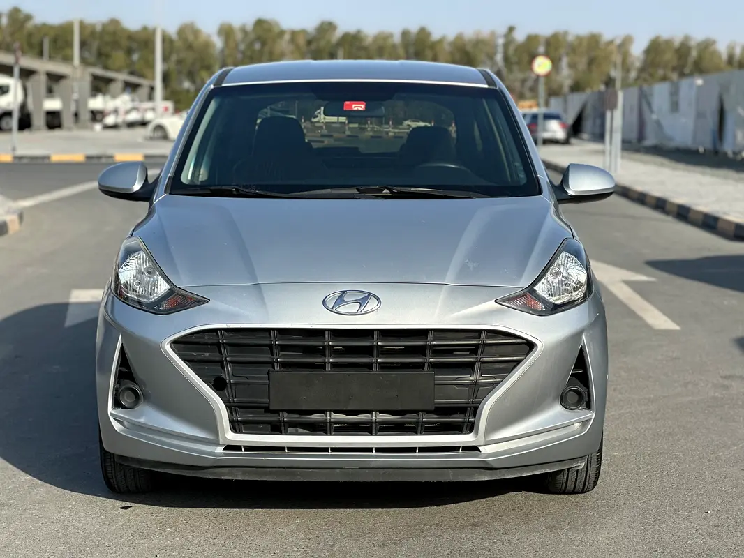 Hyundai Grand i10 2021 — photo 1 of 20
