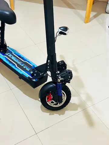 THUNDERBOLT ELECTRIC SCOOTER