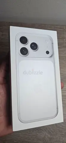 BRAND NEW IPHONE 17 PRO 256 SILVER TDRA