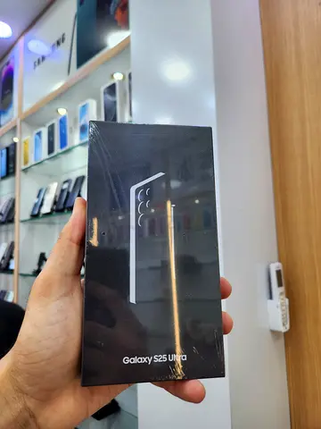 Samsung Galaxy S25 Ultra 512GB Box Packed