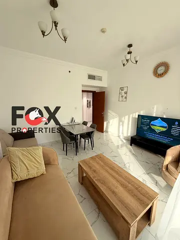 غرفه وصاله للايجار السنوى بموقع الراشديه 1 ابراج الواحه \ مع الفرش بمساحه ممتازه سهله الخروج لدبى والشارقه