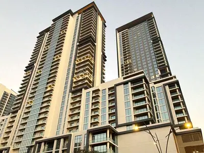 Brand New 3 BR + Maid | Waterfront | Skyline Views