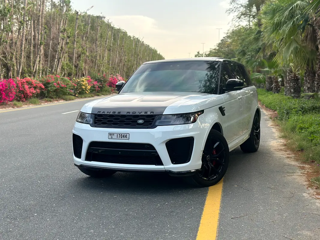 Land Rover Range Rover Sport 2018 — photo 1 of 14