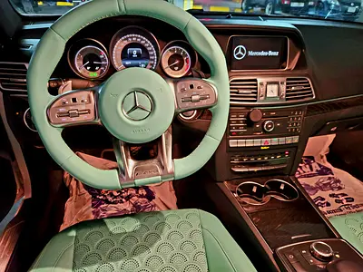 E 400 2016 - Panoramic Tiffany Brabus interior