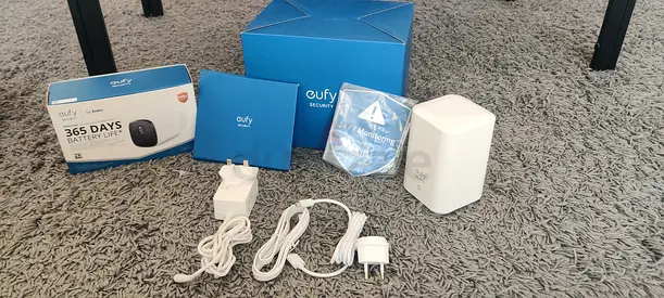 Eufy Security HomeBase, Camera (eufy cam2 pro) and Accessories - in Excellent Condition
