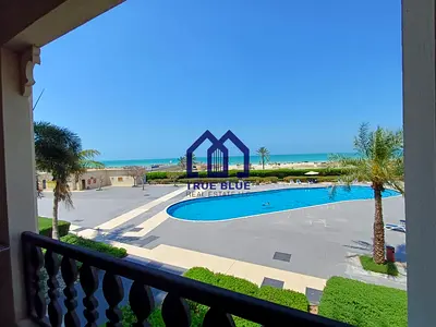 Pool view & Sea view Studio