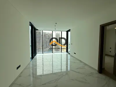 Spacious 2-Bedroom Apartment with Pool View | Study + Laundry | Crest Grande