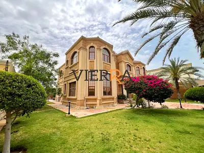 5 BED Villa l With Private Pool & Garden l Spacious Living